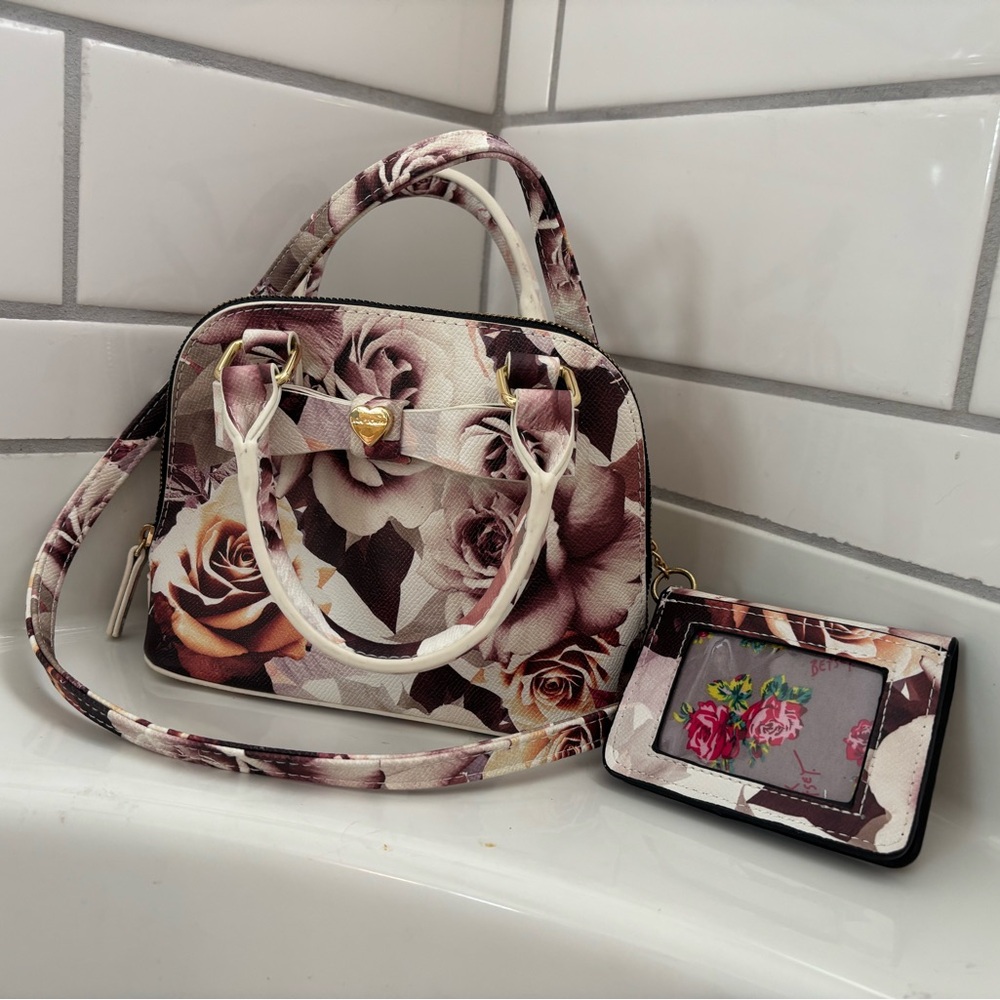 Betsey Johnson Floral Print Women's Handbag and Wallet Set. NWOT